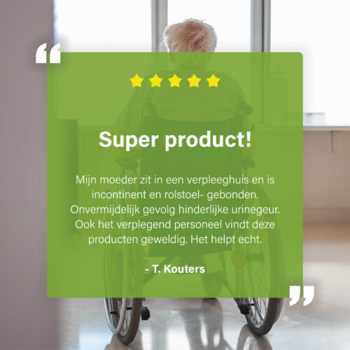 Reviewafbeelding met een oudere persoon in een rolstoel in een verzorgingshuis en een testimonial over het verminderen van urinegeur met EcoClinic-producten.